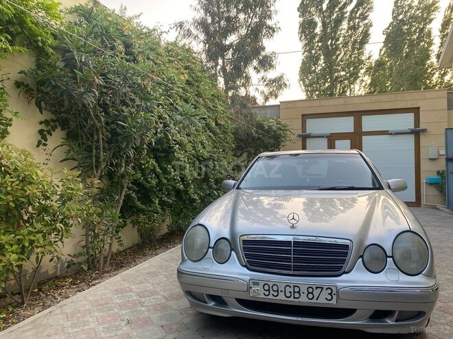 Mercedes E 240 1999, 389,000 km - 2.4 l - Bakı