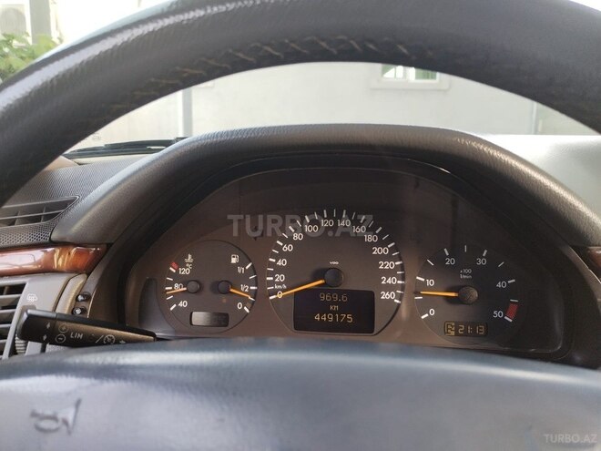 Mercedes E 270 2001, 450,000 km - 2.7 l - Bərdə
