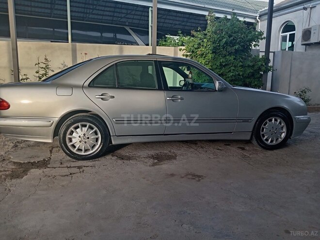 Mercedes E 270 2001, 450,000 km - 2.7 l - Bərdə