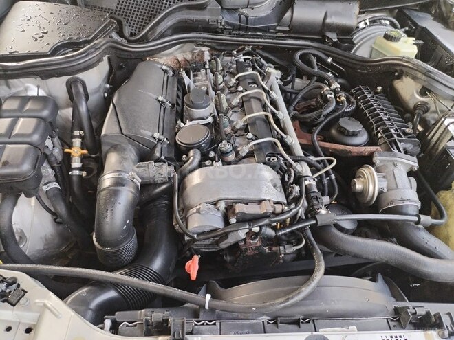 Mercedes E 270 2001, 450,000 km - 2.7 l - Bərdə