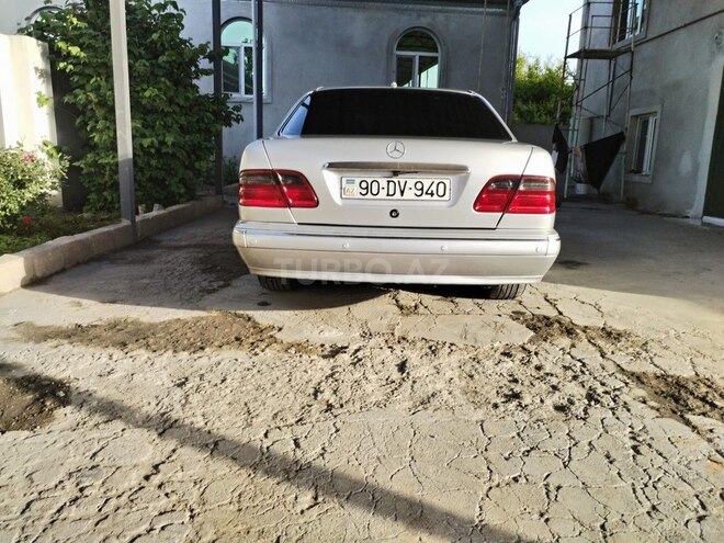 Mercedes E 270 2001, 450,000 km - 2.7 l - Bərdə