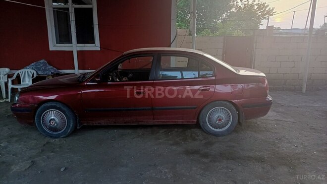 Hyundai Elantra 2005, 258,000 km - 1.6 l - Şirvan