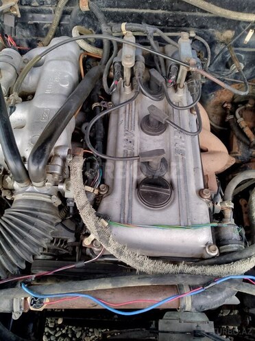 GAZ 3110 2003, 290,000 km - 2.3 l - Salyan