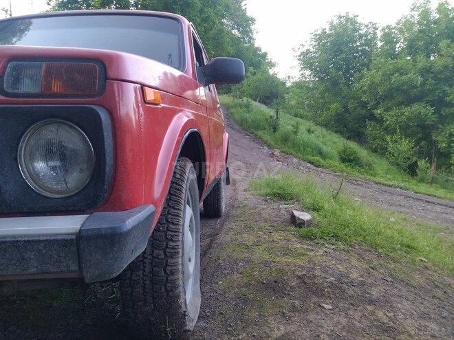 LADA (VAZ) Niva 1996, 755,000 km - 1.7 l - Lerik