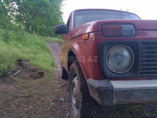 LADA (VAZ) Niva 1996, 755,000 km - 1.7 l - Lerik