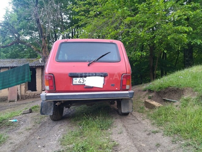 LADA (VAZ) Niva 1996, 755,000 km - 1.7 l - Lerik