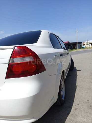 Chevrolet Aveo-3