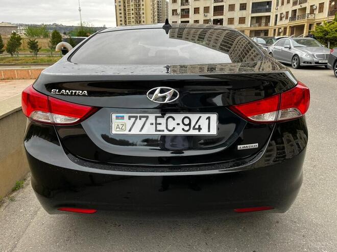Hyundai Elantra 2012, 211,373 km - 1.8 l - Bakı