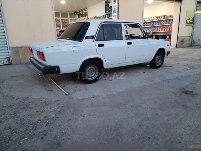 LADA (VAZ) 2107 2004, 31,000 km - 1.6 l - Şirvan