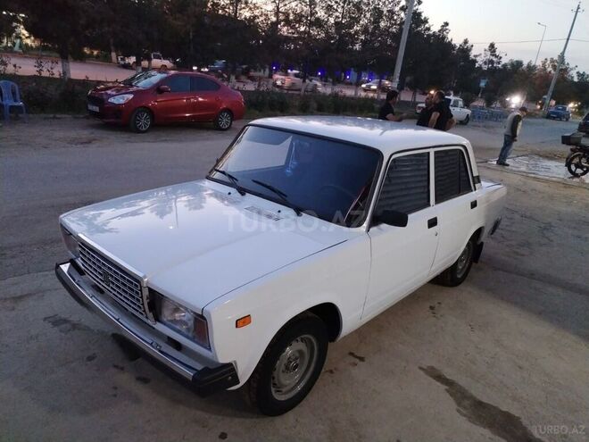 LADA (VAZ) 2107 2004, 31,000 km - 1.6 l - Şirvan