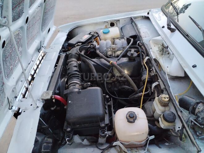 LADA (VAZ) 2107 2004, 31,000 km - 1.6 l - Şirvan