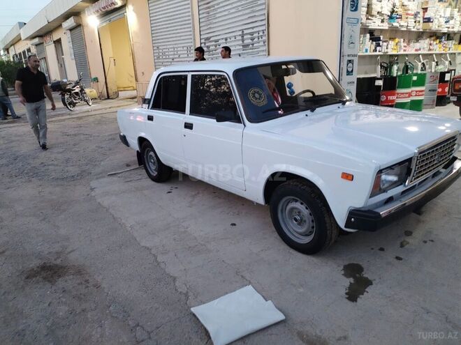 LADA (VAZ) 2107 2004, 31,000 km - 1.6 l - Şirvan