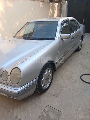 Mercedes E 280 1998, 380,000 km - 2.8 l - Bakı