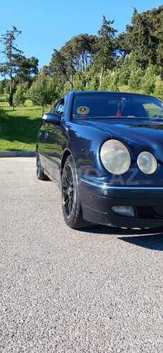Mercedes E 220 d 2000, 422,000 km - 2.2 l - Bakı