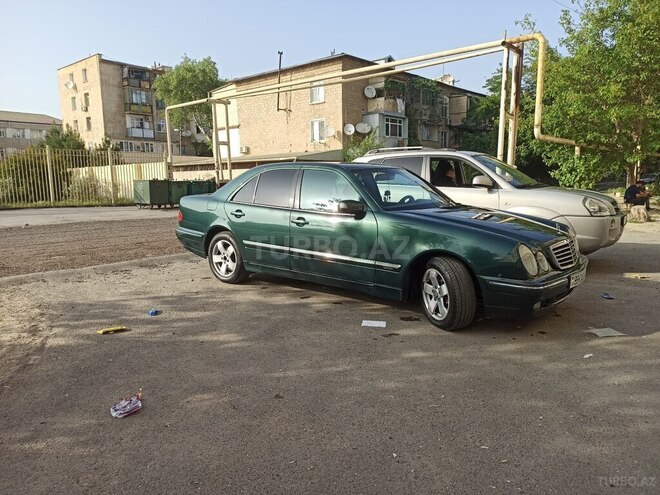 Mercedes E 200 d 1999, 307,000 km - 2.0 l - Bakı