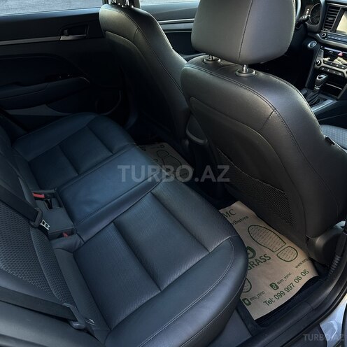Hyundai Elantra 2016, 160,000 km - 2.0 л - Bakı