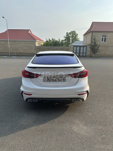 Hyundai Elantra 2015, 220,000 km - 1.6 l - Bakı