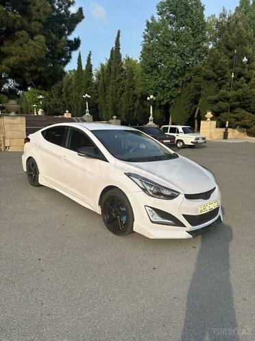 Hyundai Elantra 2015, 220,000 km - 1.6 l - Bakı