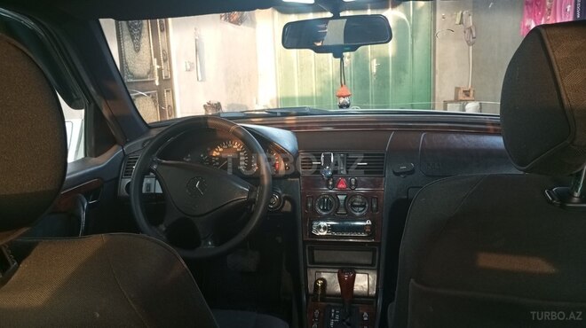 Mercedes C 230 1997, 83,568 km - 2.3 л - Gəncə