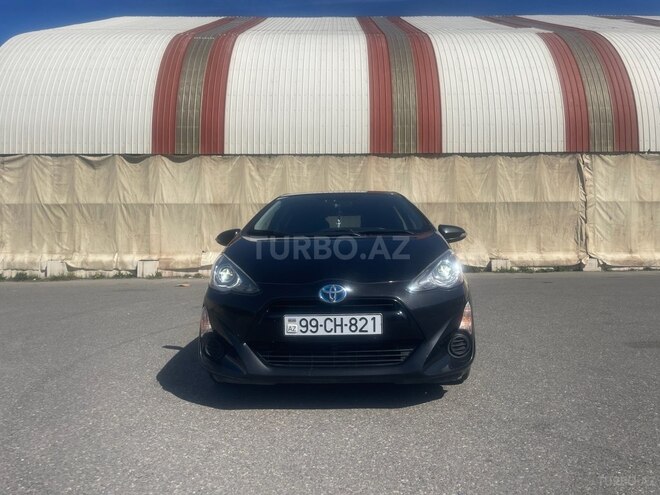 Toyota Prius C 2015, 169,000 km - 1.5 l - Bakı