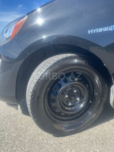 Toyota Prius C 2015, 169,000 km - 1.5 l - Bakı