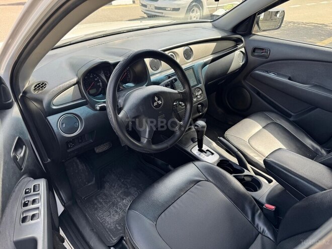 Mitsubishi Outlander 2002, 167,543 km - 2.4 l - Sumqayıt