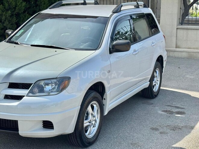 Mitsubishi Outlander 2002, 167,543 km - 2.4 l - Sumqayıt