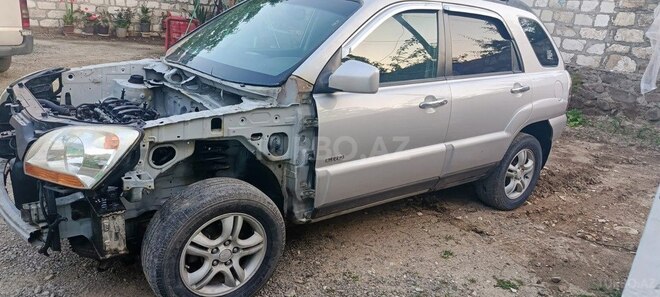 Kia Sportage 2005, 240,000 km - 2.0 л - Tovuz
