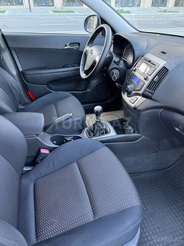Hyundai i30 2008, 255,000 km - 1.6 l - Bakı