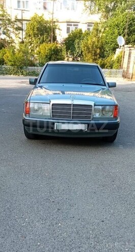 Mercedes E 200 1992, 275,336 km - 2.0 l - Bakı