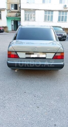 Mercedes E 200 1992, 275,336 km - 2.0 l - Bakı
