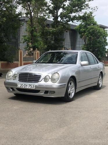 Mercedes E 240 2000, 296,000 km - 2.4 l - Gəncə