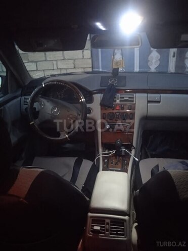 Mercedes C 220 d 2000, 254,632 km - 2.2 l - Goranboy