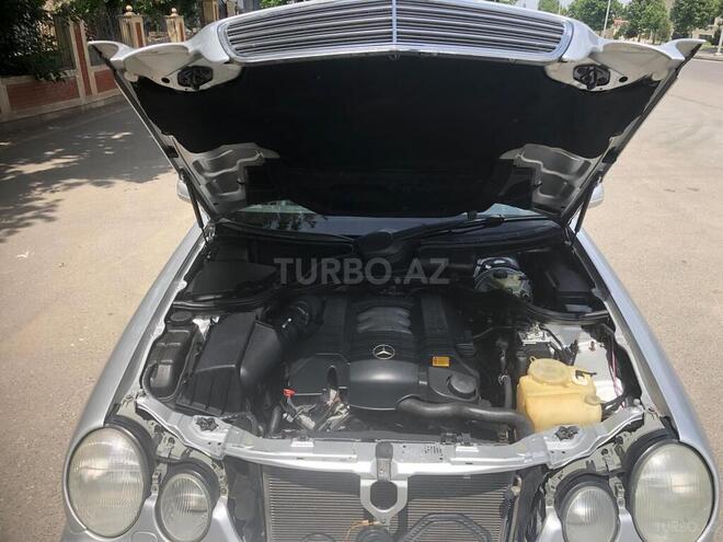 Mercedes E 240 2000, 296,000 km - 2.4 l - Gəncə