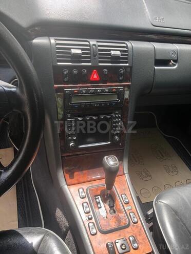 Mercedes E 240 2000, 296,000 km - 2.4 l - Gəncə