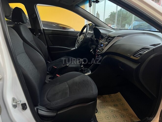 Hyundai Accent 2015, 185,000 km - 1.4 л - Sumqayıt