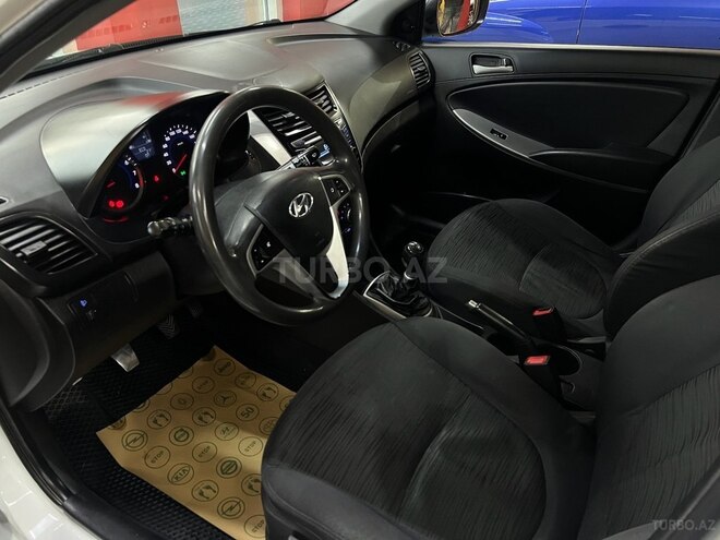 Hyundai Accent 2015, 185,000 km - 1.4 л - Sumqayıt