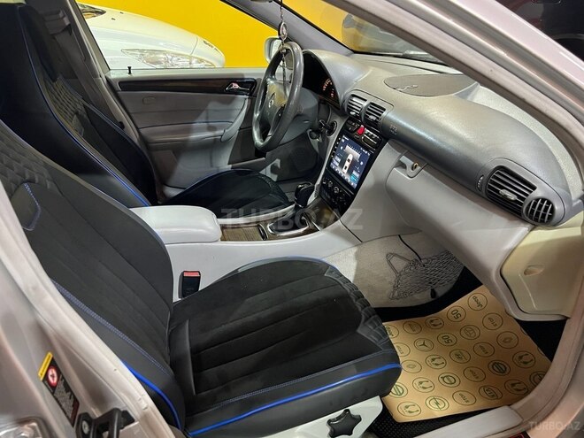 Mercedes C 240 2001, 250,000 km - 2.4 л - Sumqayıt