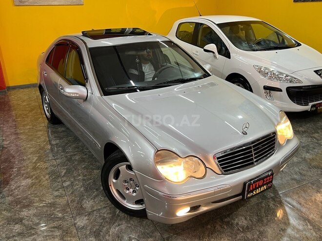 Mercedes C 240 2001, 250,000 km - 2.4 л - Sumqayıt