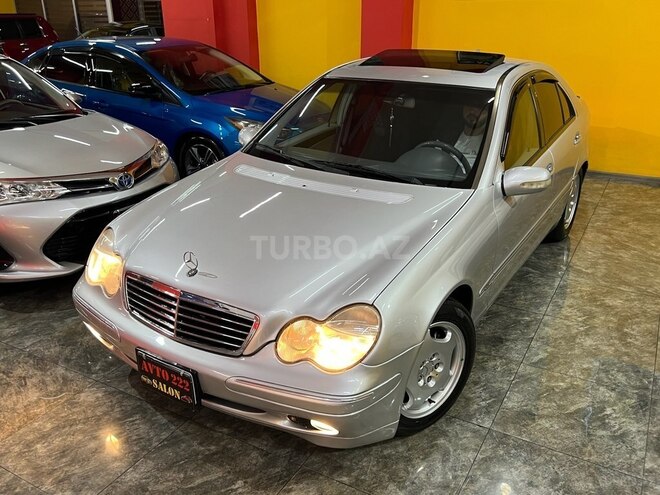 Mercedes C 240 2001, 250,000 km - 2.4 л - Sumqayıt
