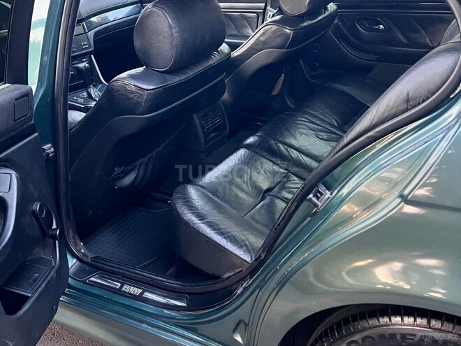 BMW 525 1997, 383,000 km - 2.5 l - Bakı
