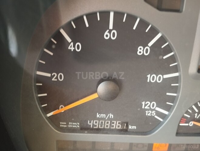 Mercedes Axor 2540 2010, 490,000 km - 12.0 l - Bakı