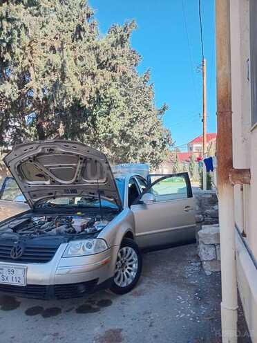 Volkswagen Passat 2003, 300,000 km - 1.8 l - Bakı