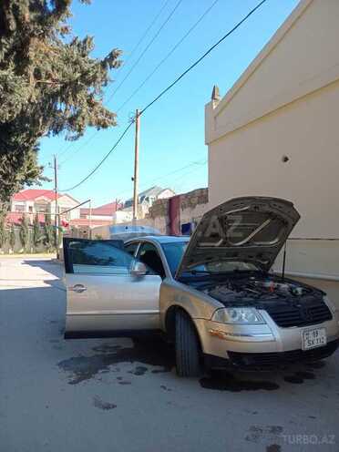Volkswagen Passat 2003, 300,000 km - 1.8 l - Bakı
