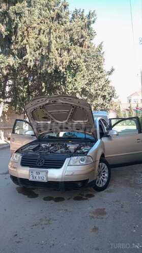 Volkswagen Passat 2003, 300,000 km - 1.8 l - Bakı