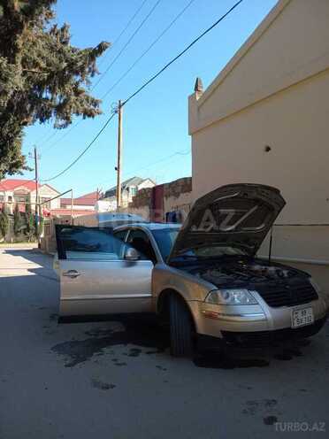 Volkswagen Passat 2003, 300,000 km - 1.8 l - Bakı