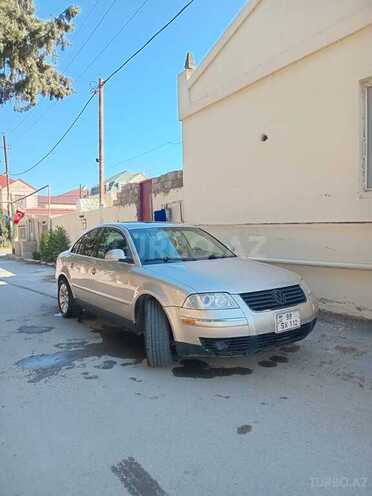Volkswagen Passat 2003, 300,000 km - 1.8 l - Bakı