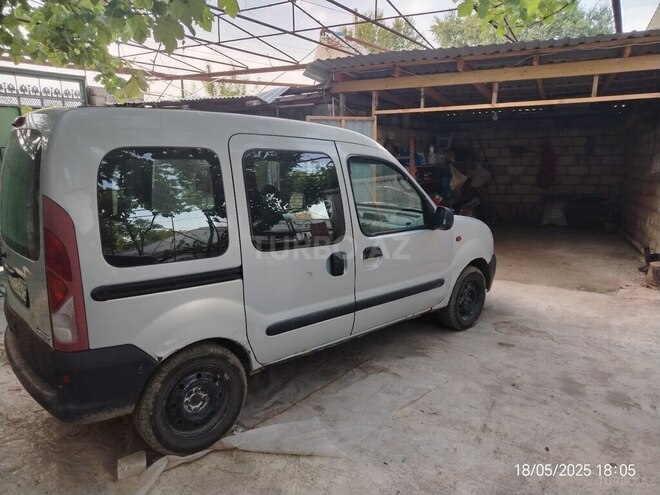 Renault Kangoo 2000, 230,000 km - 1.4 l - Şəmkir