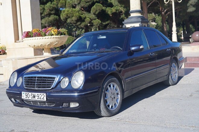 Mercedes E 220 d 1999, 283,000 km - 2.2 l - Bakı
