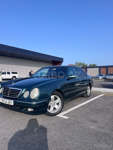 Mercedes E 220 d 1999, 307,000 km - 2.2 l - Bakı